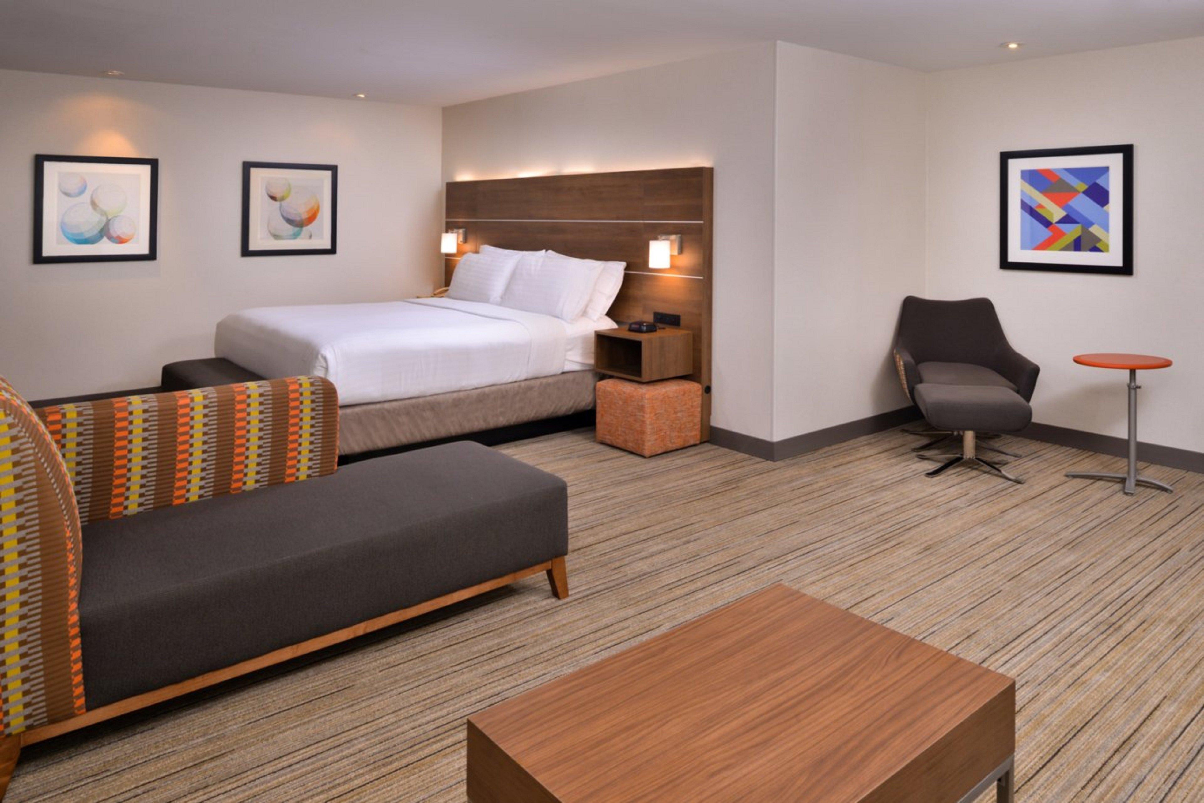 Express By Ihg Hotel 3*