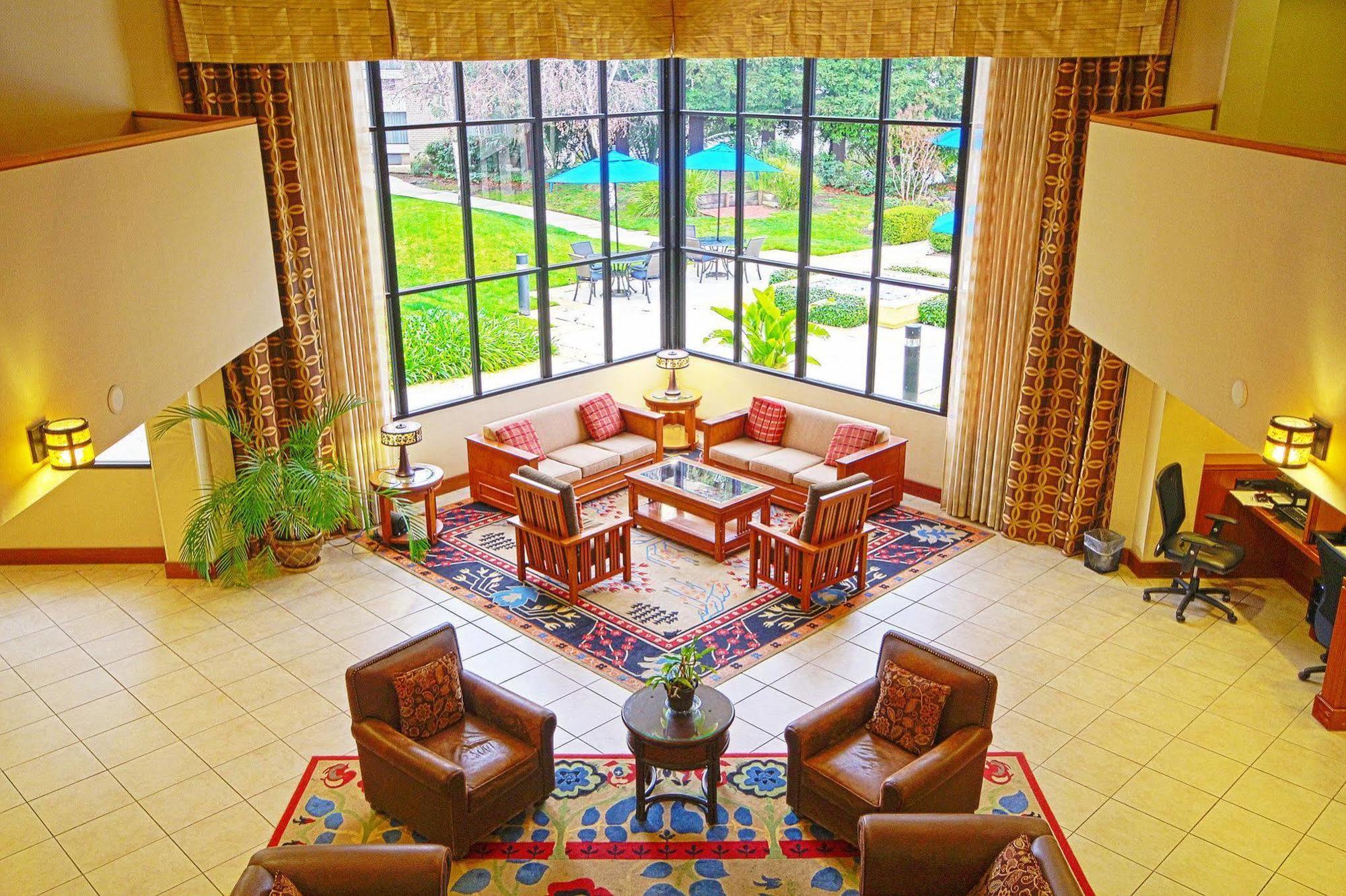 Hotel Express By Ihg
