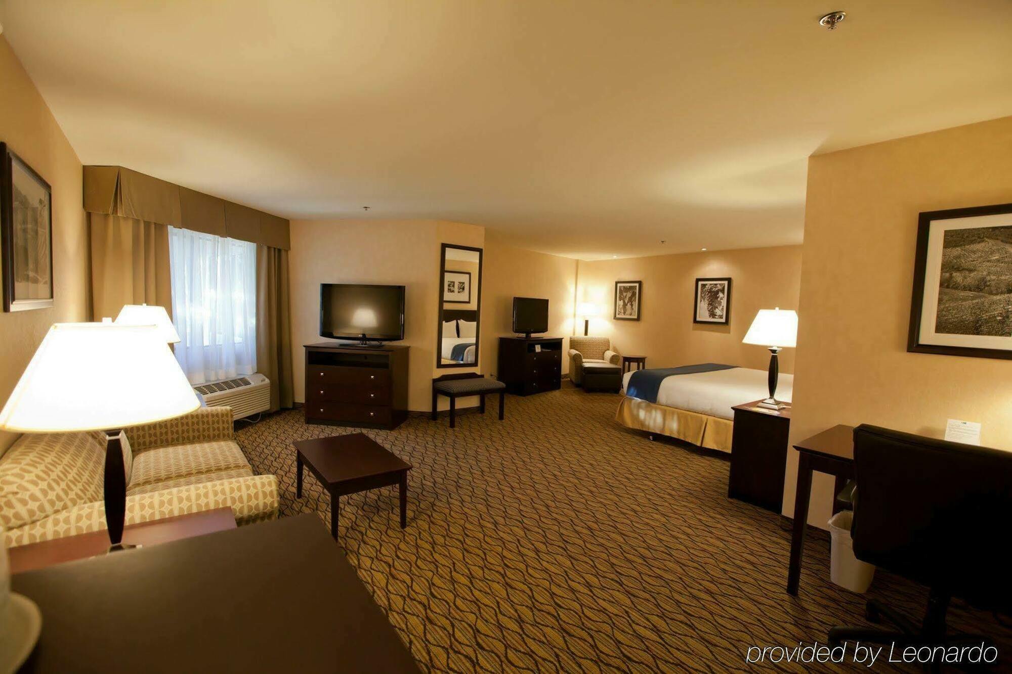 Hotel Express By Ihg